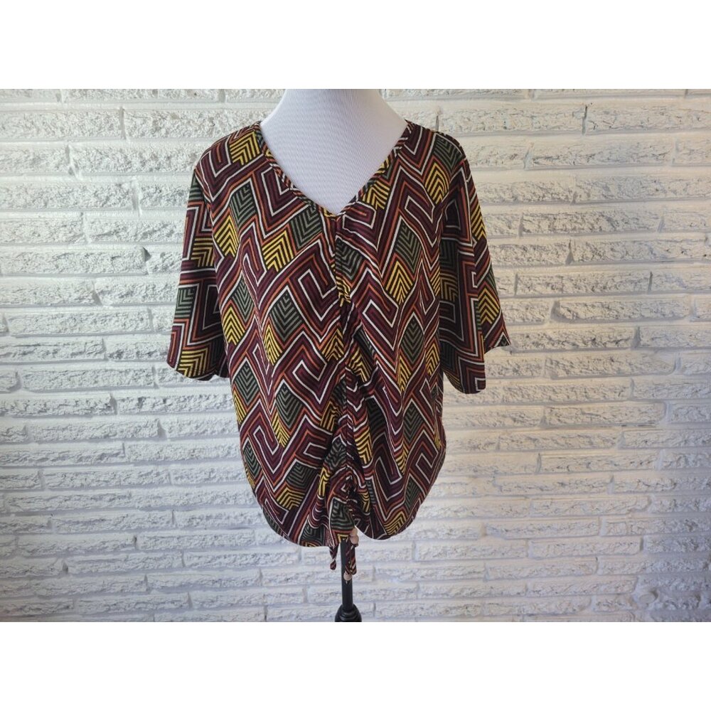 Goddess 2X Plus Size Top Multicolor Geometric V-Neck Short Sleeve GEO359E